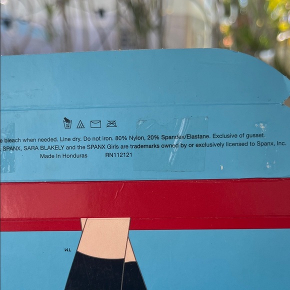 SPANX Higher Power Shapewear in Black and Nude size-c - Picture 5 of 7